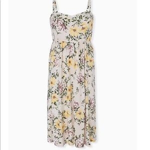 LIKE NEW, TORRID IVORY FLORAL CHALLIS MIDI DRESS🌸